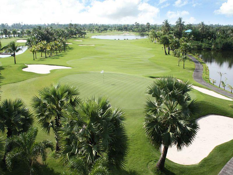 Suwan Golf & Country Club Hotel Nakhon Pathom Exterior photo